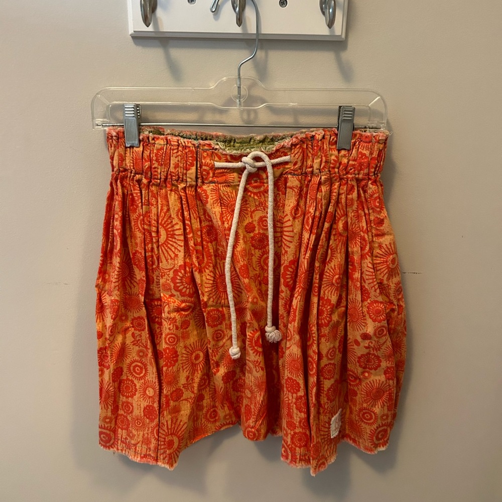 Adorable orange skirt